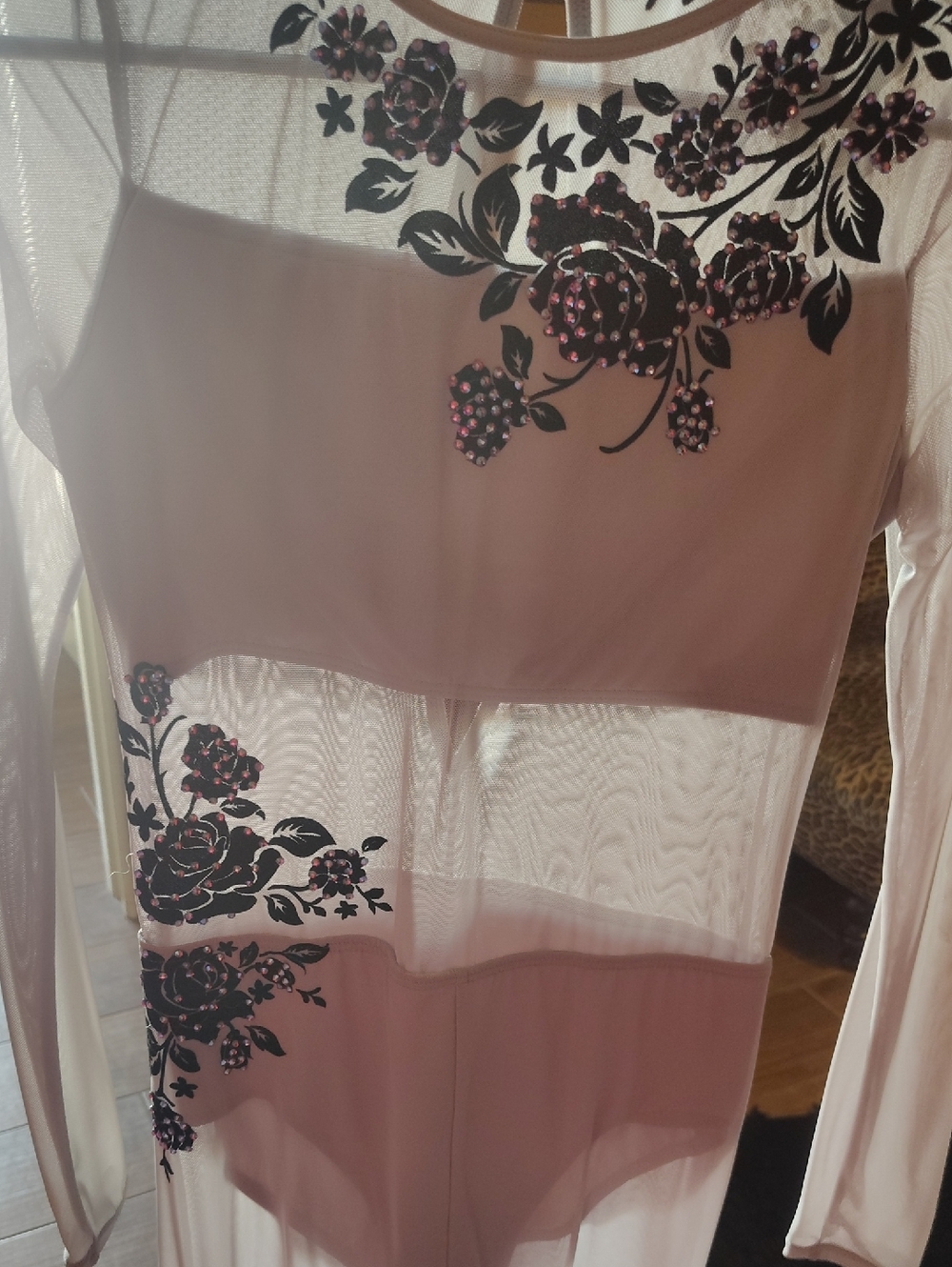 Gray Floral Mesh Long-Sleeve Long Pants Dance with Applique